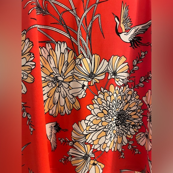 EXPRESS Racerback Blouse - Picture 2 of 5